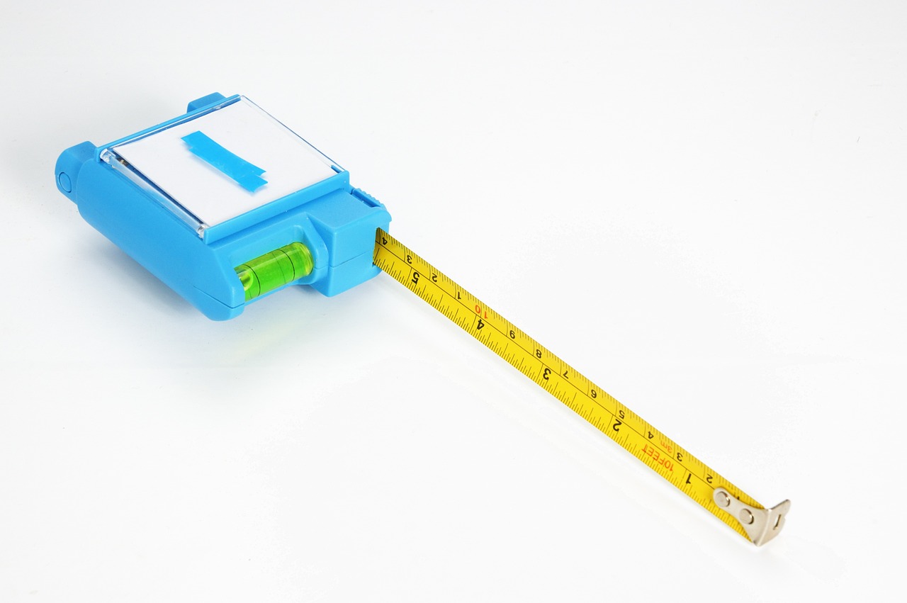 Funkcjonariusz z Olsztyna poza służbą zatrzymał złodzieja elektronarzędzi w Lidzbarku