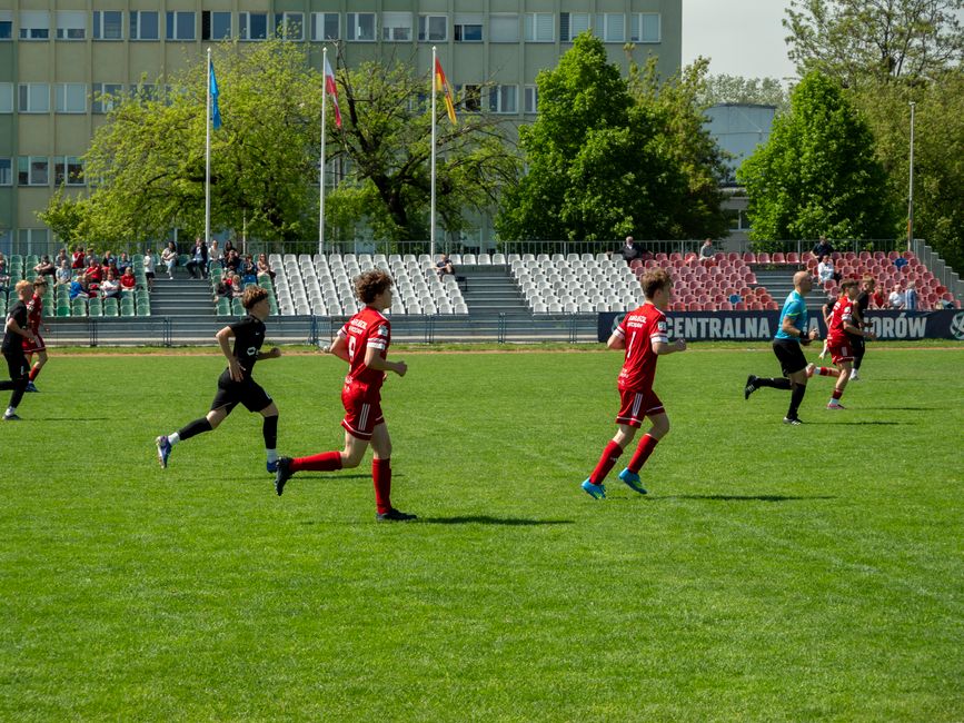 Stomil Olsztyn rozgromił Mamry Giżycko 7:1 w 6. kolejce IV Ligi